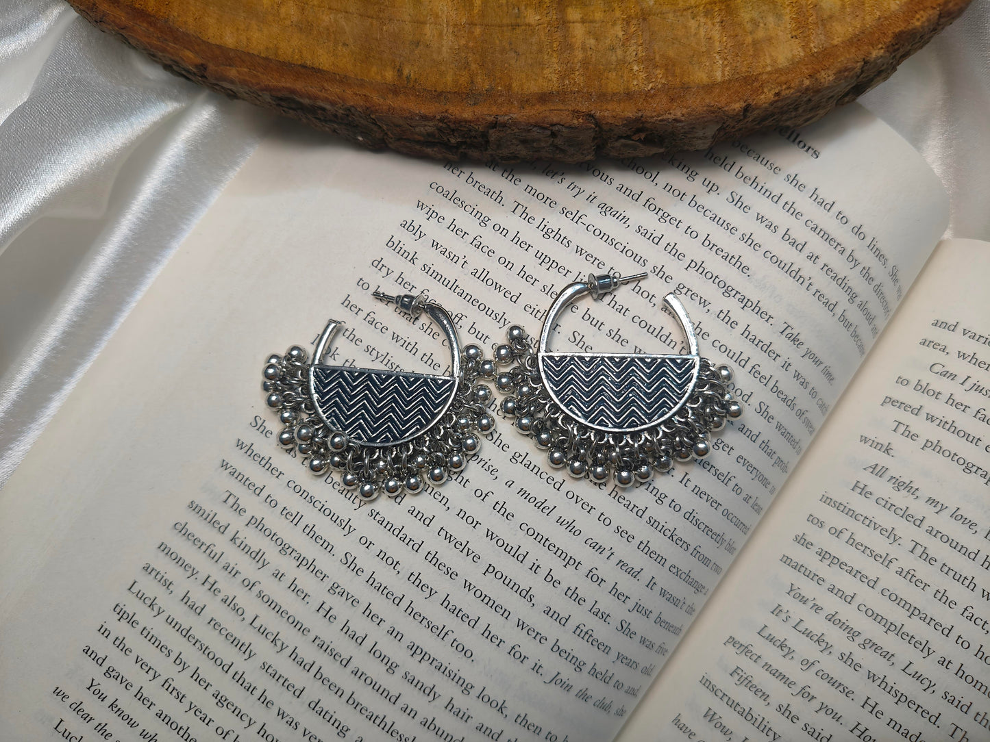 CHANDANI EARRINGS