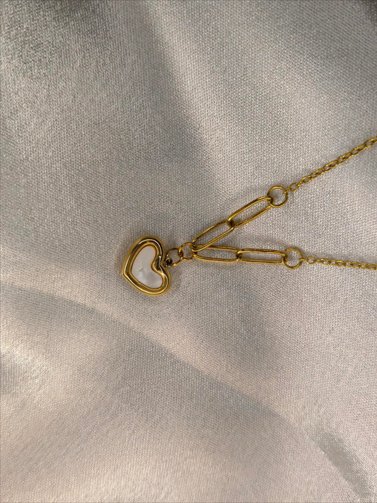 SOFT SPOT NECKLACE