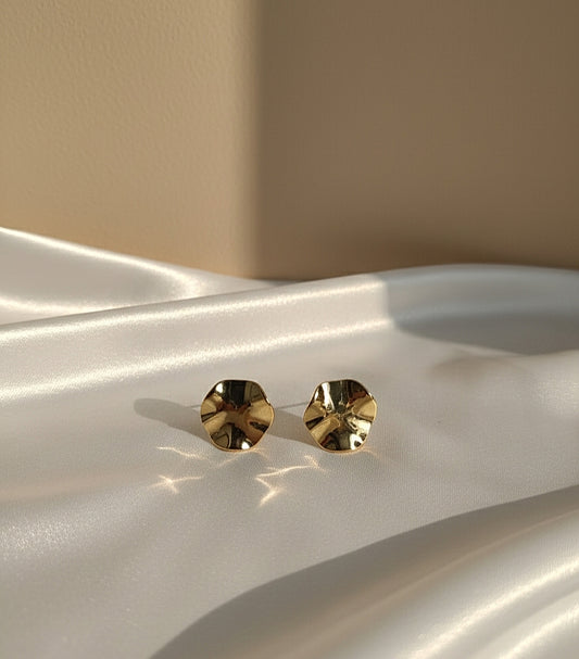 TEXTURED STUD EARRINGS
