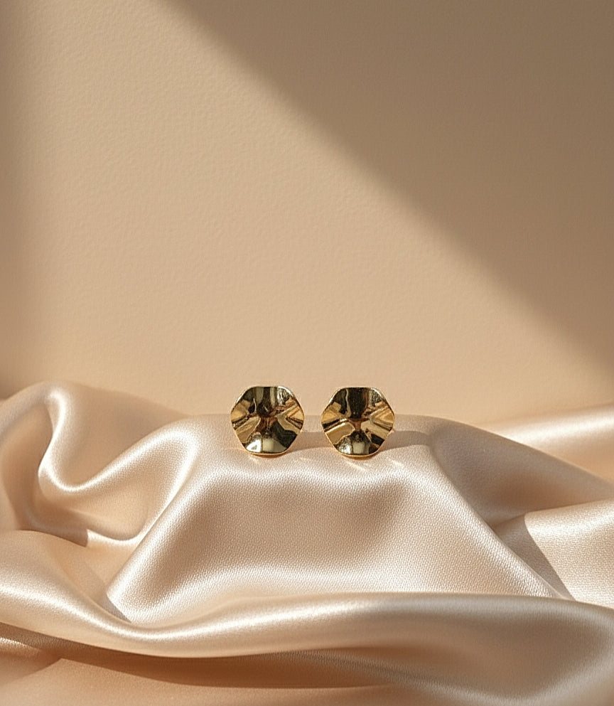 TEXTURED STUD EARRINGS